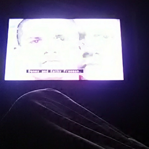 T v - Picture 1 of 1